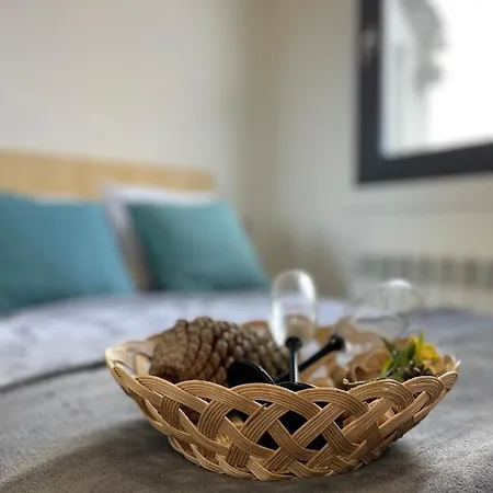 Amplia Casa De 9 Hab, Cabral. Feriehus Vigo