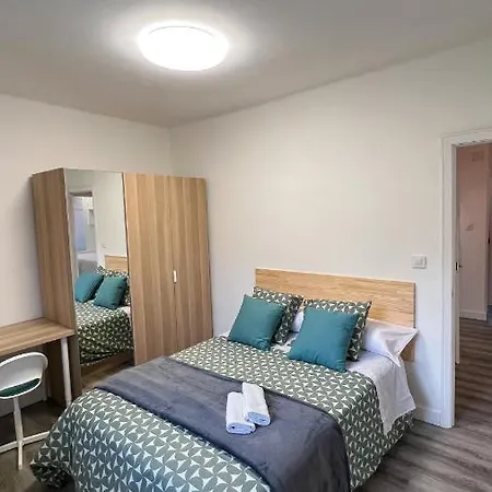 Feriehus Amplia Casa De 9 Hab, Cabral.