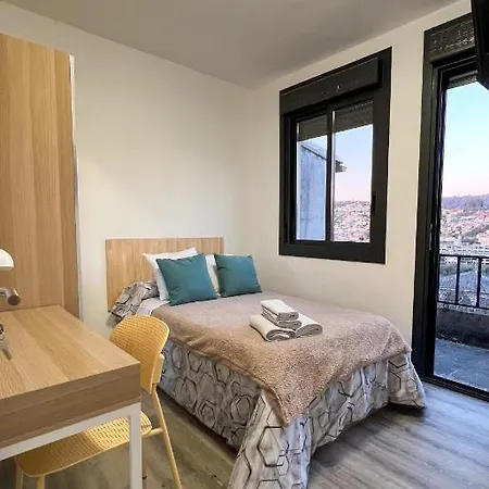 Feriehus Amplia Casa De 9 Hab, Cabral. Vigo