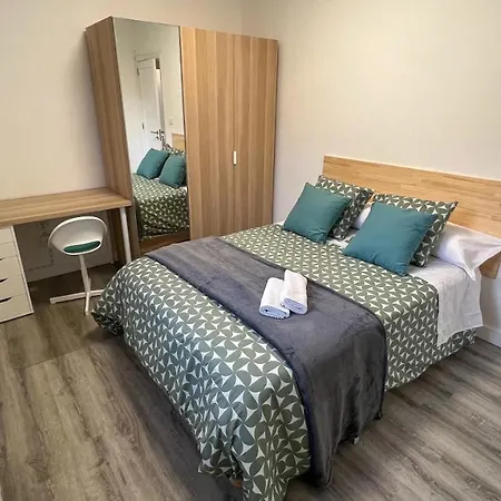 Ferienhaus Amplia Casa De 9 Hab, Cabral. *