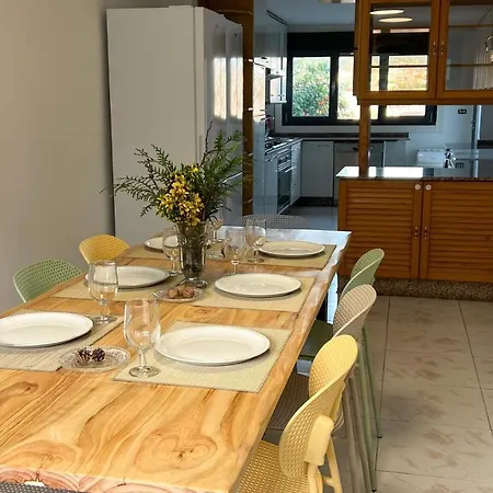 Feriehus Amplia Casa De 9 Hab, Cabral. *