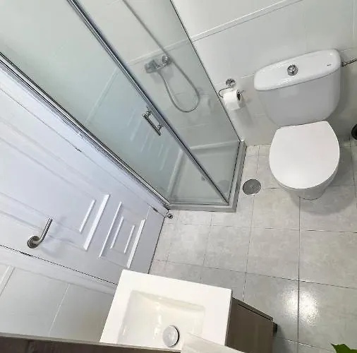 Amplia Casa De 9 Hab, Cabral. Tatil Evi Vigo