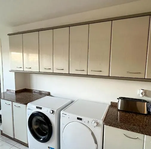 Amplia Casa De 9 Hab, Cabral. Tatil Evi Vigo